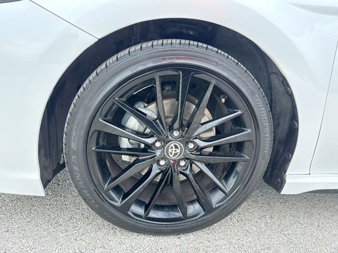 Certified 2021 Toyota Camry XSE w/ Navigation Package FWD image 19