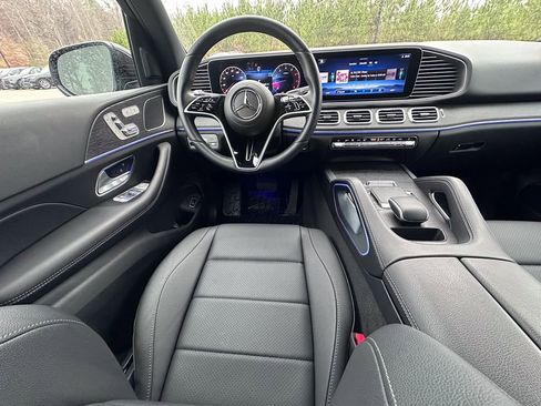 Used 2025 Mercedes-Benz GLE 350 4MATIC image 18