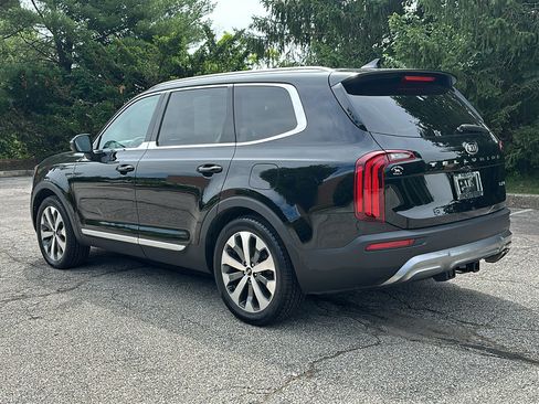 Used 2021 Kia Telluride EX w/ EX Premium Package FWD image 7