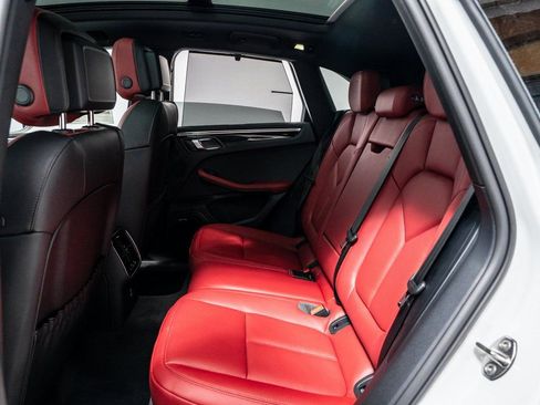 New 2026 Porsche Macan Turbo image 31