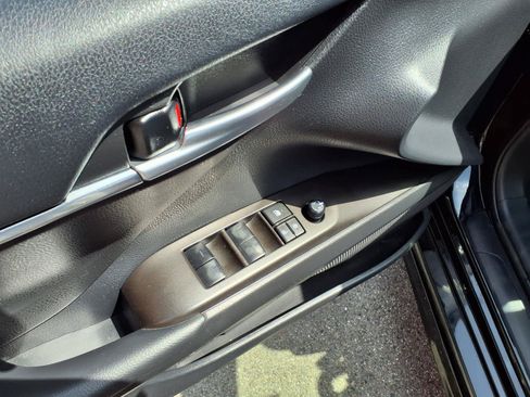 Certified 2024 Toyota Camry SE FWD image 15