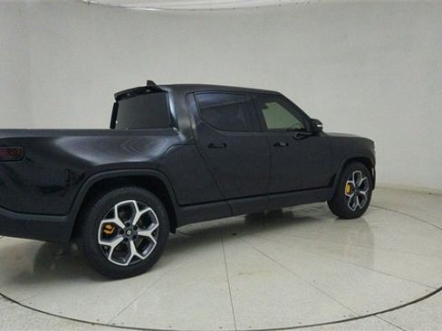 Used 2022 Rivian R1T Adventure image 66
