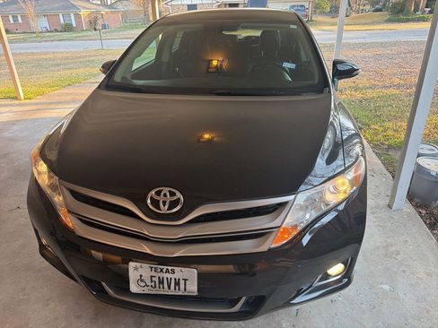 Used 2014 Toyota Venza XLE w/ XLE Premium Package AWD/4WD image 3
