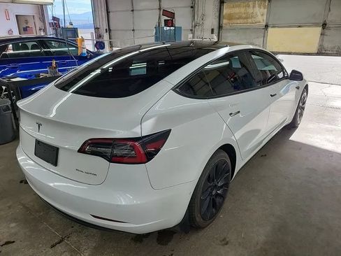 Used 2022 Tesla Model 3 Long Range AWD/4WD image 2
