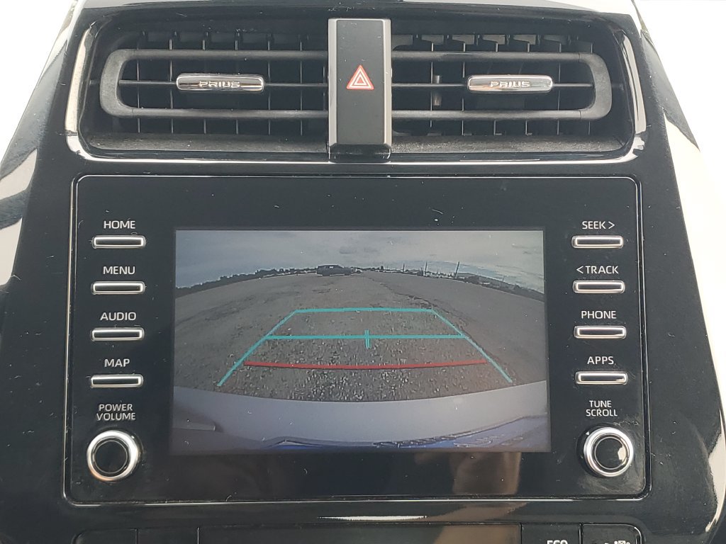 Used 2020 Toyota Prius LE FWD image 17