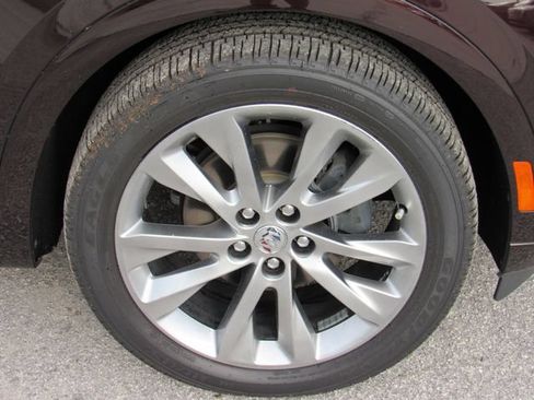 Used 2023 Buick Envision Avenir FWD image 11