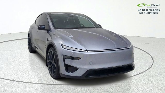 Used 2026 Tesla Model Y Performance AWD/4WD image 1