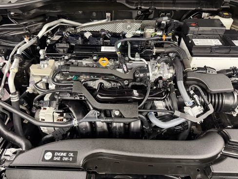 Used 2026 Toyota Corolla Cross L FWD image 38