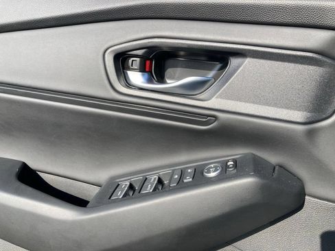 Used 2025 Honda Accord SE image 14