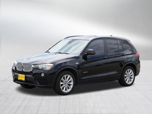 Used 2017 BMW X3 xDrive28i AWD/4WD image 3