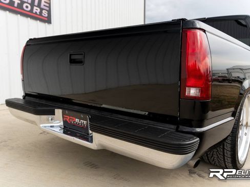 Used 1994 Chevrolet Silverado 1500 2WD Regular Cab image 32