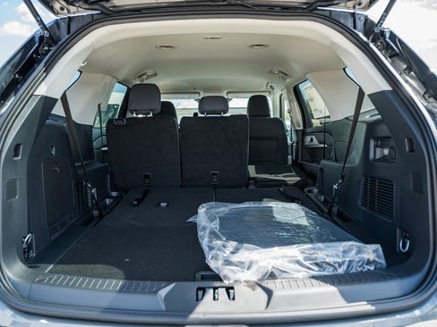 New 2026 Ford Explorer Active image 10