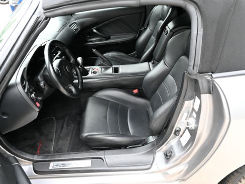 Used 2000 Honda S2000 image 17