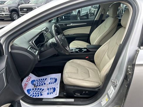 Used 2015 Ford Fusion Titanium image 23