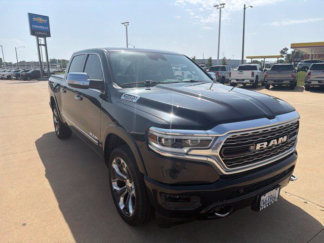 Used 2019 RAM 1500 Limited AWD/4WD image 2
