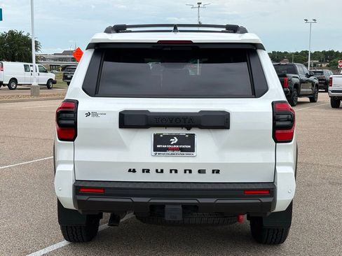 New 2026 Toyota 4Runner TRD Off-Road Premium AWD/4WD image 6