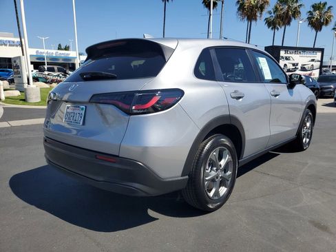 Certified 2026 Honda HR-V LX image 5