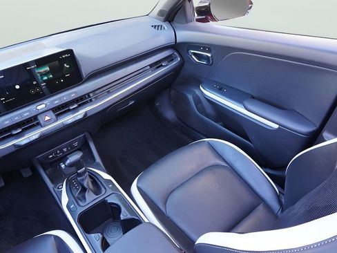 Used 2025 Kia K4 EX w/ GT-Line Premium Package FWD image 7