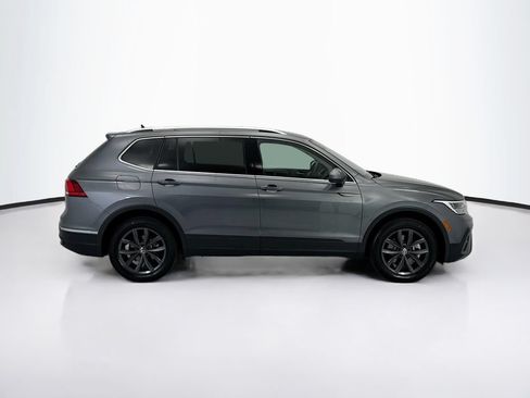 Used 2023 Volkswagen Tiguan SE FWD image 4