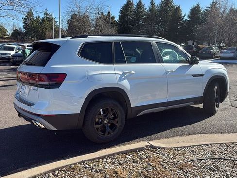 New 2026 Volkswagen Atlas Peak Edition AWD/4WD image 6