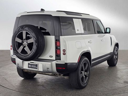 Used 2023 Land Rover Defender 110 S AWD/4WD image 5