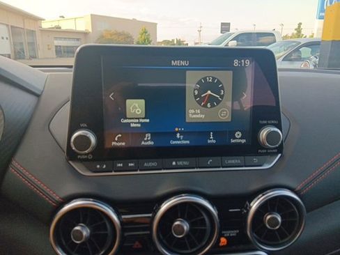 New 2025 Nissan Sentra SR w/ Midnight Edition image 18