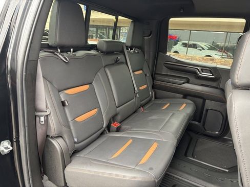 Used 2024 GMC Sierra 1500 AT4 w/ Technology Package image 38
