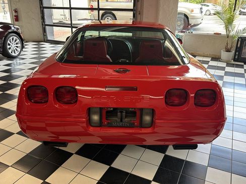 Used 1993 Chevrolet Corvette Coupe RWD image 5
