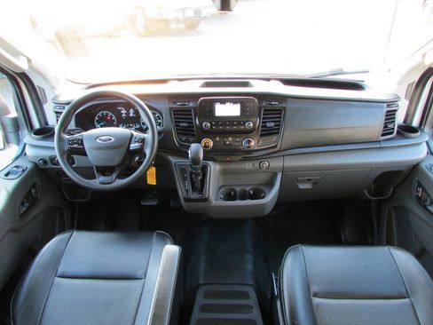 Used 2022 Ford Transit 250 Medium Roof image 16