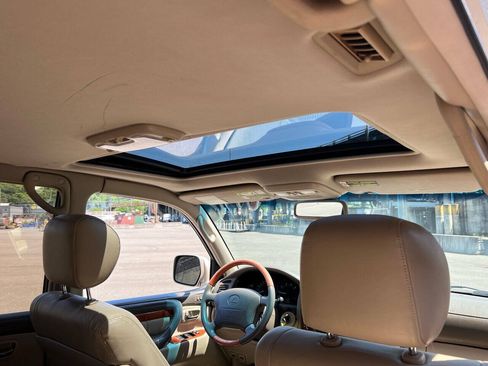 Used 2000 Lexus LX 470 4WD image 51