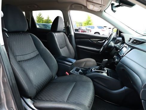 Used 2020 Nissan Rogue SV AWD/4WD image 26