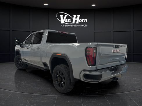 Used 2024 GMC Sierra 3500 AT4 w/ AT4 Premium Plus Package AWD/4WD image 5