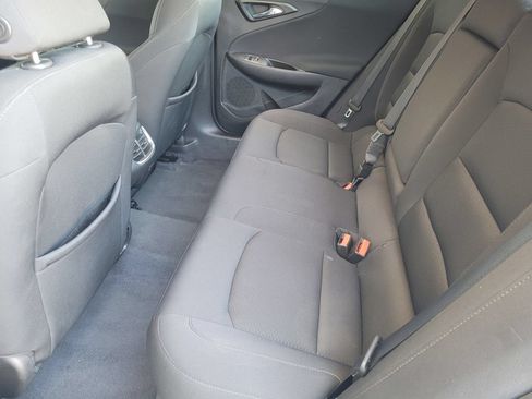 Used 2018 Chevrolet Malibu LT FWD image 10