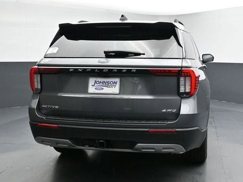 New 2026 Ford Explorer Active w/ Active Comfort Package image 11