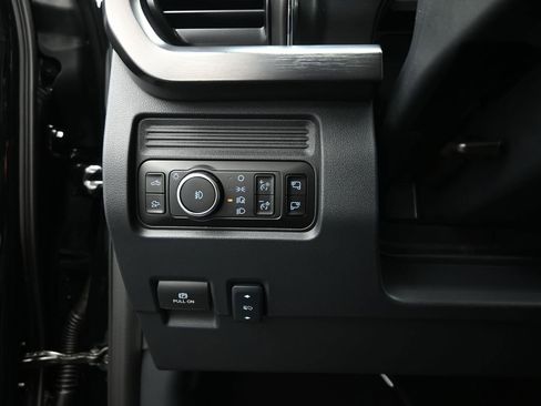 New 2026 Ford F250 Lariat w/ Black Appearance Package image 11