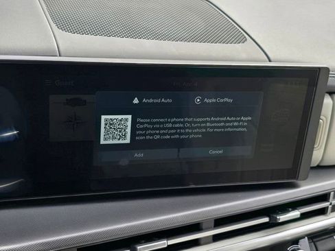 Certified 2025 Hyundai Santa Fe SEL image 4