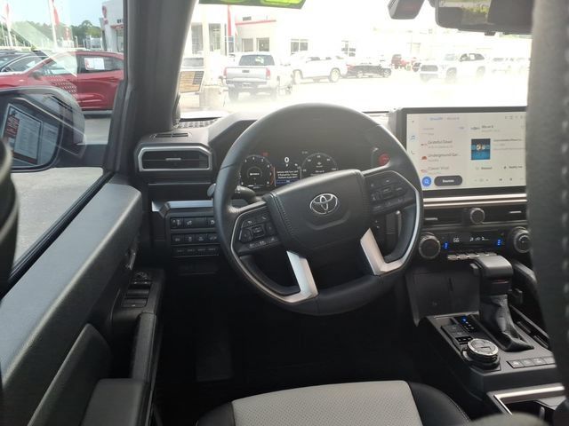 Used 2025 Toyota 4Runner TRD Off-Road Premium w/ Tow Technology Package AWD/4WD image 11