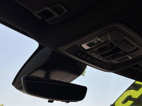 Used 2025 GMC Sierra 1500 Denali w/ Denali Reserve Package image 27