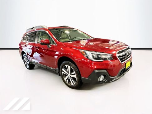 Used 2019 Subaru Outback 2.5i Limited w/ Popular Package #2 AWD/4WD image 3