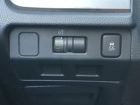 Used 2012 Subaru Impreza 2.0i image 33