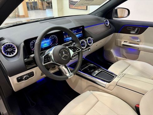 New 2026 Mercedes-Benz GLA 250 GLA 250 image 9