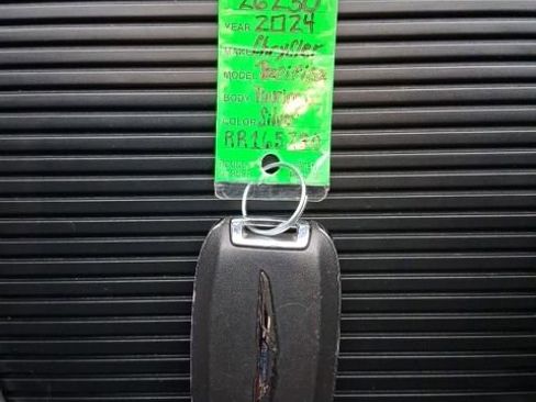 Used 2024 Chrysler Pacifica Touring-L image 22