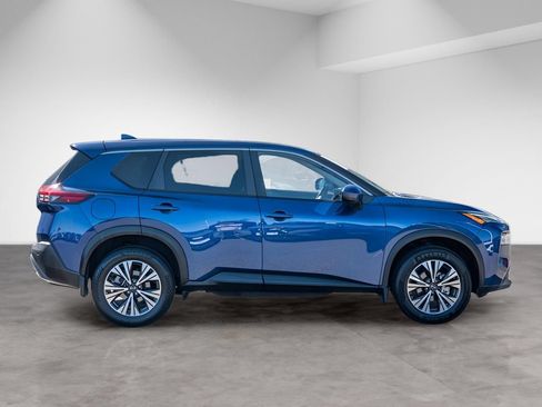 Used 2023 Nissan Rogue SV FWD image 8