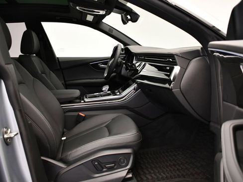 Used 2025 Audi Q8 Premium Plus image 47