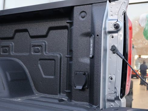 New 2025 GMC Sierra 1500 AT4X image 35