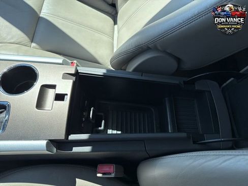 Used 2013 Ford Edge SEL FWD image 18