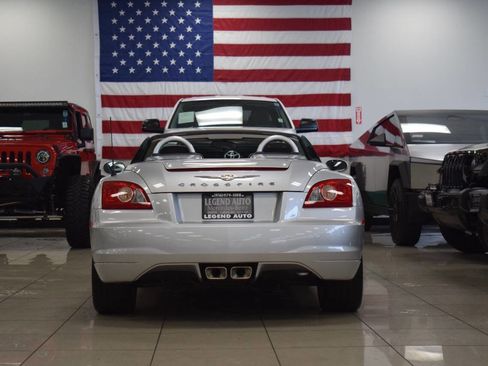Used 2008 Chrysler Crossfire Limited image 19