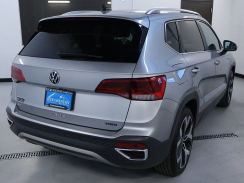 Used 2022 Volkswagen Taos SEL image 7