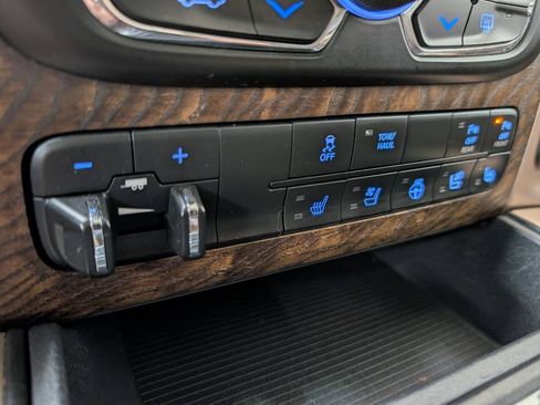 Used 2015 RAM 1500 Laramie Longhorn AWD/4WD image 11