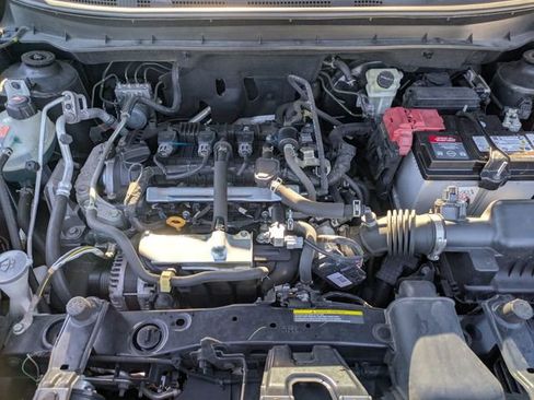 Used 2020 Nissan Kicks SV image 12